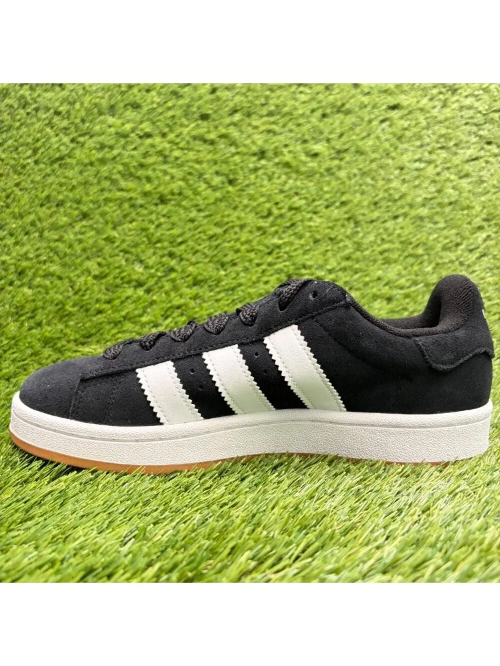 Adidas Campus 00s Boys Size 7Y Black White Athletic Lifestyle Shoes Sneakers